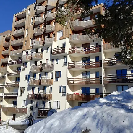Cosy Pour 3 Au Pied Des Pistes - Fr-1-557-22 Appartement *
